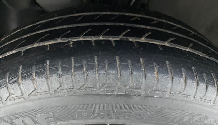 2018 Hyundai Elite i20 ASTA 1.4 CRDI, Diesel, Manual, 39,202 km, Left Front Tyre Tread