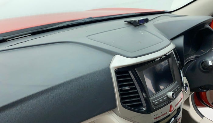 2019 Mahindra XUV300 W8 1.5 DIESEL, Diesel, Manual, 39,024 km, Dashboard - Minor scratches