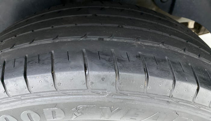 2019 KIA SELTOS GTX+ 1.4 MT, Petrol, Manual, 30,956 km, Left Rear Tyre Tread