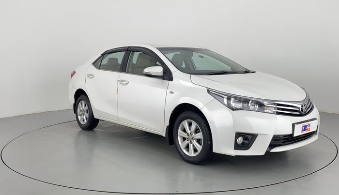 2015 Toyota Corolla Altis G, Petrol, Manual, 38,722 km, Right Front Diagonal