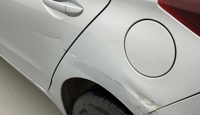 2019 Hyundai Elite i20 SPORTZ PLUS 1.2, Petrol, Manual, 19,833 km, Left quarter panel - Minor scratches