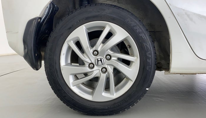 2015 Honda Jazz 1.2 V MT, Petrol, Manual, 29,383 km, Right Rear Wheel