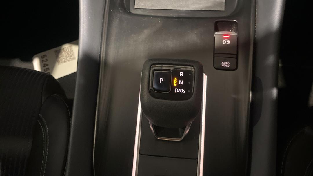 2022 Nissan Qashqai St-l, Automatic, 47413 km, Gear Lever 