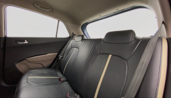 2013 Hyundai Grand i10 SPORTZ 1.2 KAPPA VTVT, Petrol, Manual, 72,603 km, Right Side Rear Door Cabin
