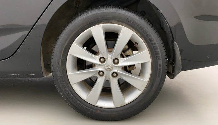 2013 Hyundai Verna FLUIDIC 1.6 VTVT SX, Petrol, Manual, 54,780 km, Left Rear Wheel