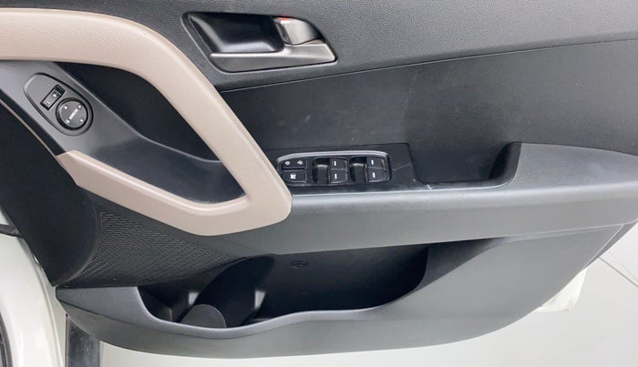 2017 Hyundai Creta 1.4 S PLUS CRDI, Diesel, Manual, 95,378 km, Driver Side Door Panels Control