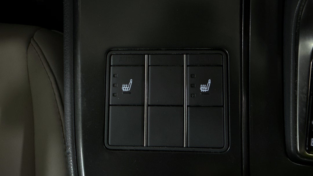 2024 Lexus Ux300h Luxury Hybrid, Automatic, 34128 km, Ventilated Seats