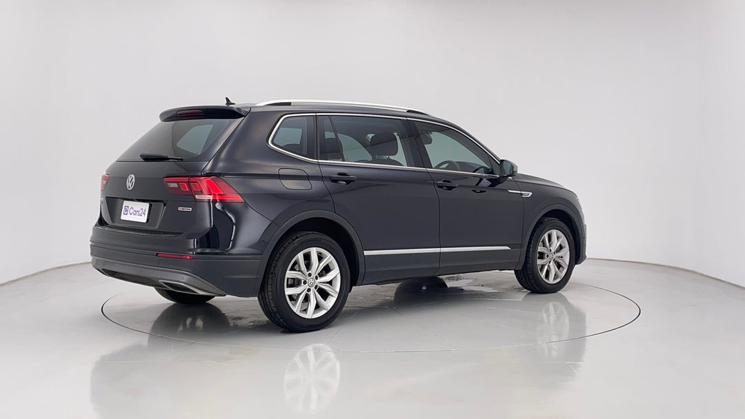 2018 Volkswagen Tiguan Allspace 132 Tsi Comfortline, Automatic, 121825 km, Right Back Diagonal (45- Degree) View