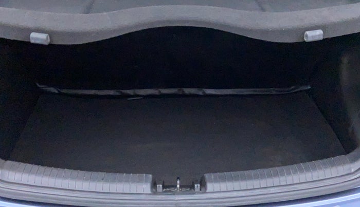 2015 Hyundai Grand i10 ASTA 1.2 VTVT, Petrol, Manual, 69,625 km, Boot Inside View