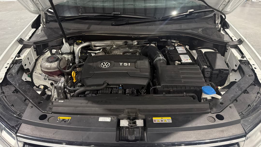 2022 Volkswagen Tiguan Allspace 162tsi R-line, Automatic, 82894 km, Open Bonnet (Engine)