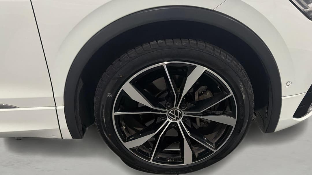 2022 Volkswagen Tiguan Allspace 162tsi R-line, Automatic, 82894 km, Right Front Wheel