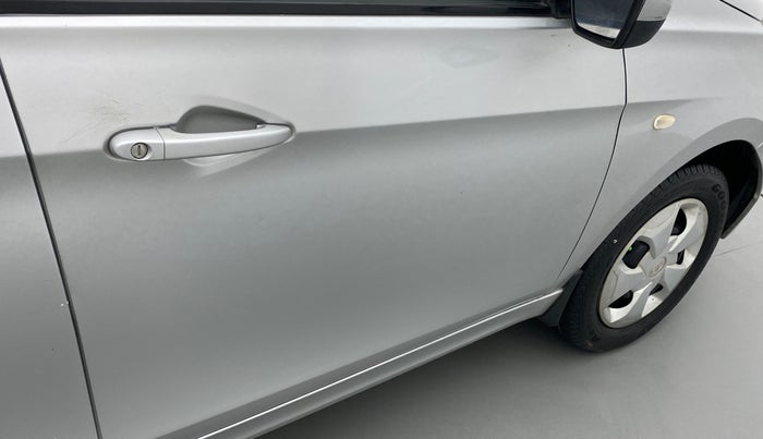2017 Tata Tiago XT PETROL, CNG, Manual, 47,298 km, Driver-side door - Minor scratches