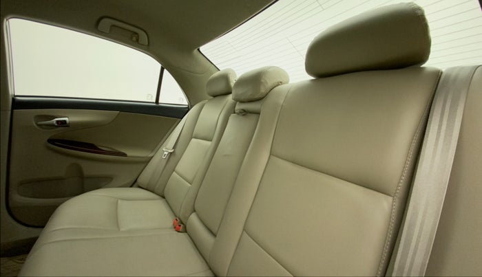 2012 Toyota Corolla Altis G PETROL, Petrol, Manual, 1,00,798 km, Right Side Rear Door Cabin