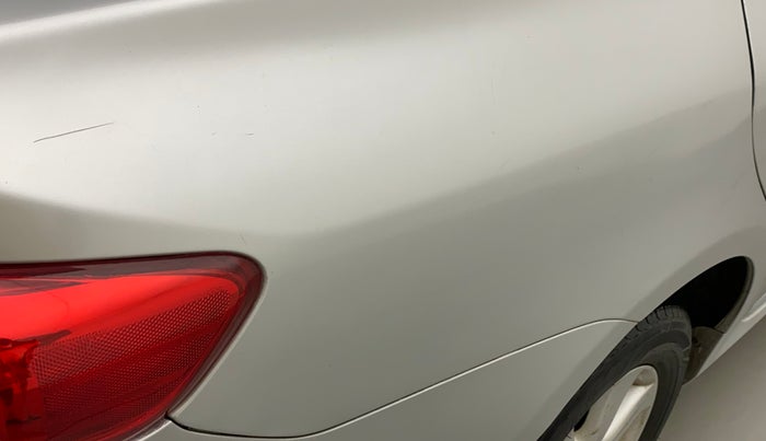 2012 Toyota Corolla Altis G PETROL, Petrol, Manual, 1,00,798 km, Right quarter panel - Minor scratches