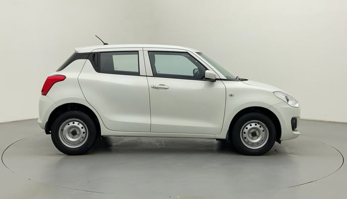 2020 Maruti Swift LXI D, Petrol, Manual, 18,208 km, Right Side