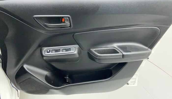 2020 Maruti Swift LXI D, Petrol, Manual, 18,208 km, Driver Side Door Panels Control