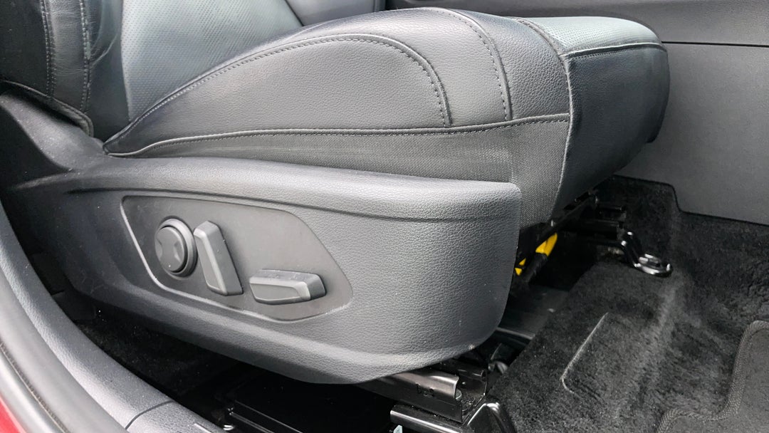 2022 Kia Sportage Gt-line (AWD), Automatic, 84384 km, Drivers Side Adjustment Panel