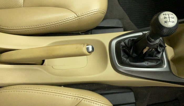 2013 Honda City 1.5L I-VTEC S MT, Petrol, Manual, 54,863 km, Gear Lever