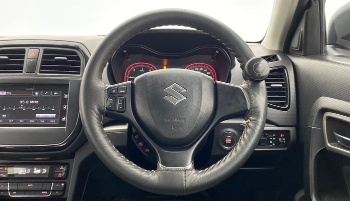 2018 Maruti Vitara Brezza ZDI+ DUAL TONE AMT, Diesel, Automatic, 62,641 km, Steering Wheel Close Up