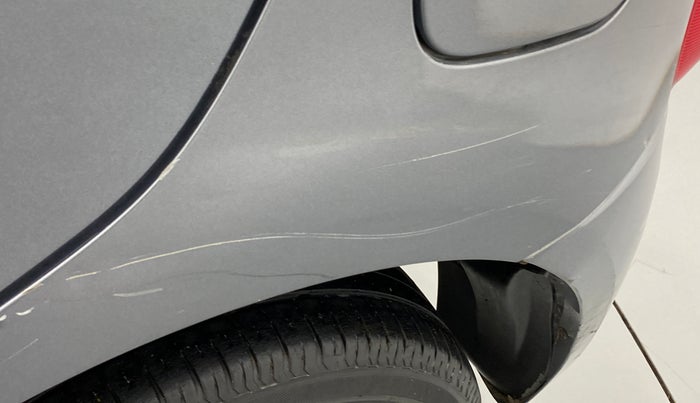 2013 Toyota Etios Liva GD, Diesel, Manual, 1,07,929 km, Left quarter panel - Minor scratches
