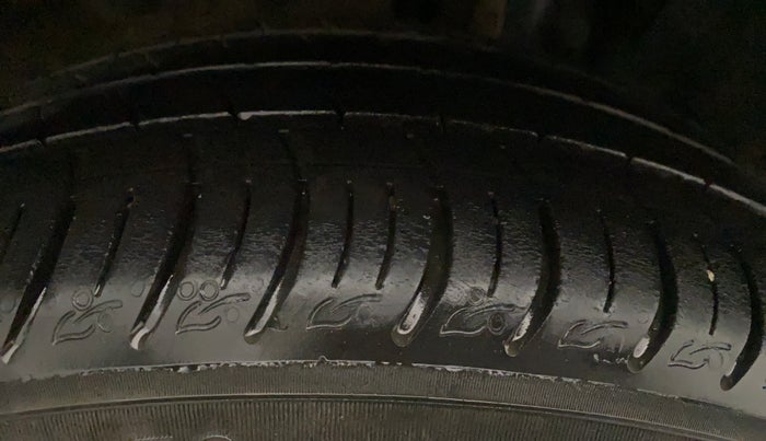 2018 Maruti Baleno ALPHA DIESEL 1.3, Diesel, Manual, 51,614 km, Right Rear Tyre Tread
