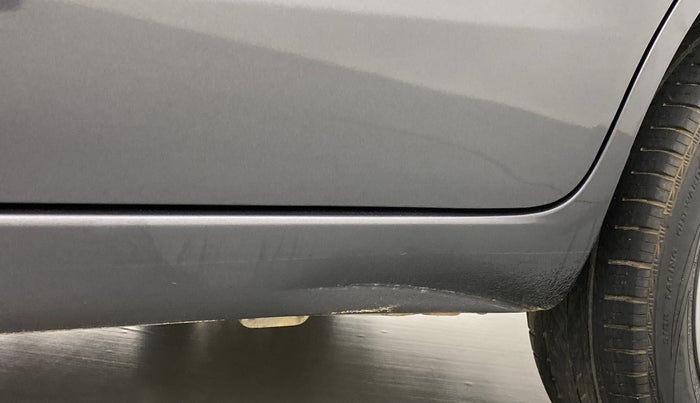 2013 Maruti Ertiga ZXI, Petrol, Manual, 66,776 km, Left running board - Slightly dented