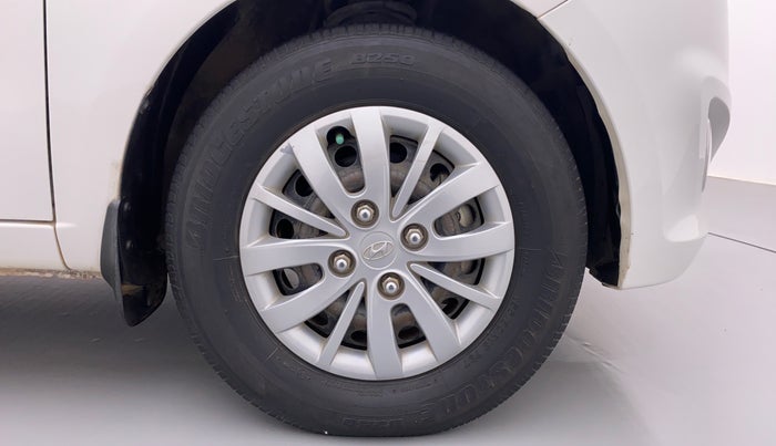 2016 Hyundai i10 SPORTZ 1.1 IRDE2, Petrol, Manual, Right Front Wheel