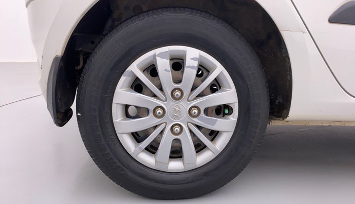 2016 Hyundai i10 SPORTZ 1.1 IRDE2, Petrol, Manual, Right Rear Wheel