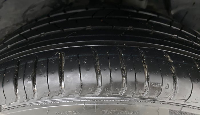 2018 Hyundai Creta 1.6 SX CRDI, Diesel, Manual, 1,49,393 km, Left Rear Tyre Tread