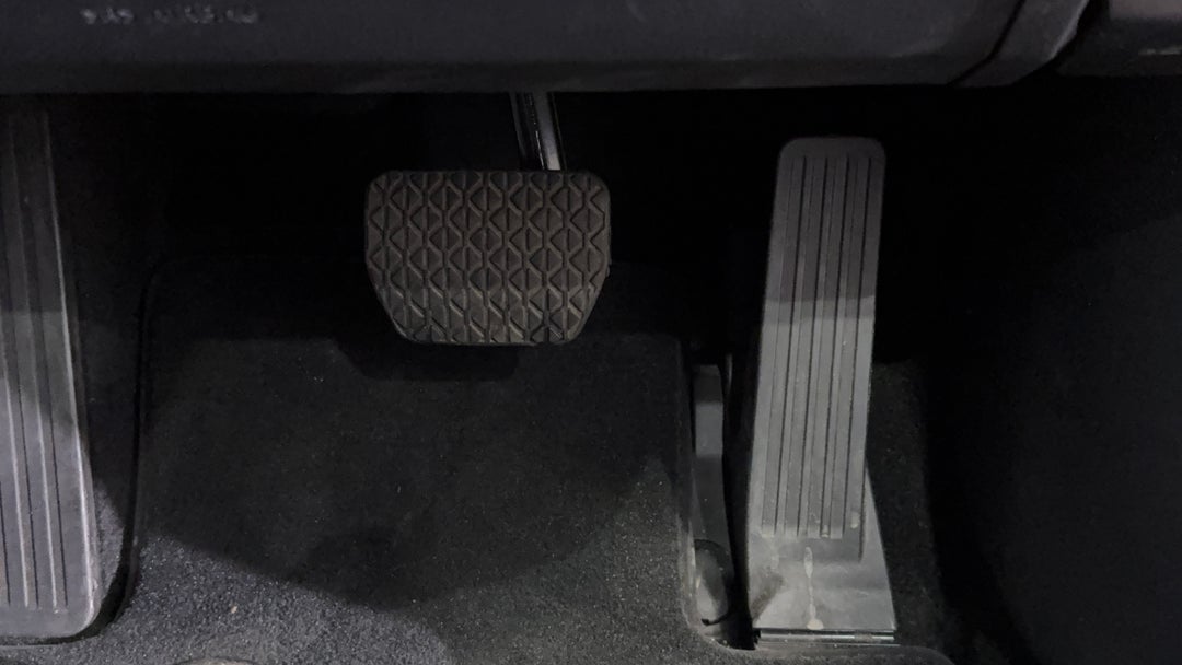 Pedals and Footmat