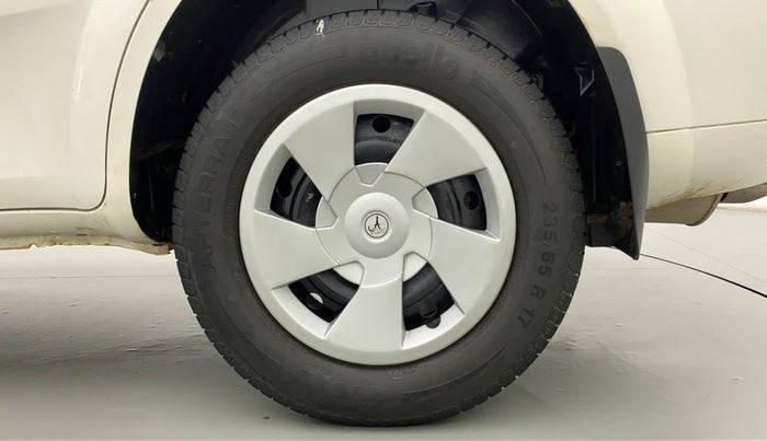 2018 Mahindra XUV500 W5 FWD, Diesel, Manual, 76,723 km, Left Rear Wheel