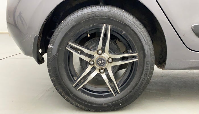 2018 Hyundai Grand i10 SPORTZ 1.2 KAPPA VTVT, Petrol, Manual, 54,795 km, Right Rear Wheel