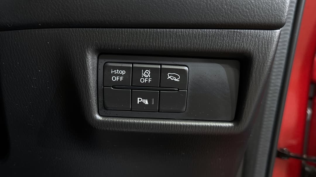 2020 Mazda CX-5 Touring (4x4), Automatic, 60149 km, Utility Switches/Buttons