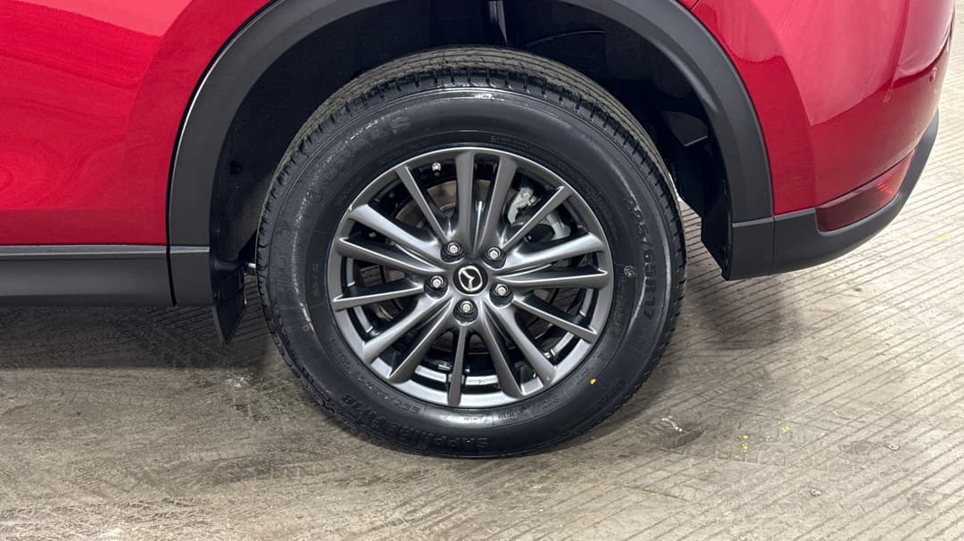 2020 Mazda CX-5 Touring (4x4), Automatic, 60149 km, Left Rear Wheel