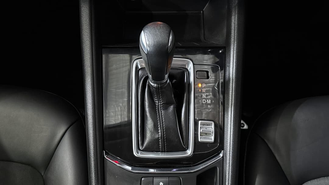 2020 Mazda CX-5 Touring (4x4), Automatic, 60149 km, Gear Lever 