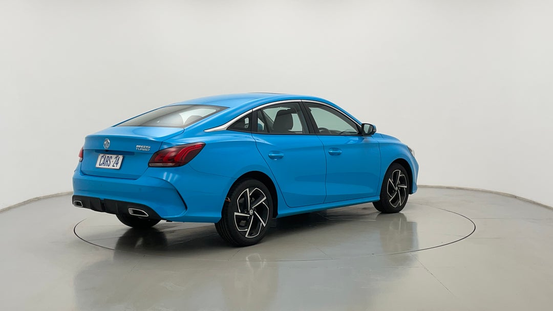 Right Back Diagonal (45- Degree) View