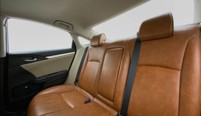 2020 Honda Civic ZX MT DIESEL, Diesel, Manual, 29,774 km, Right Side Rear Door Cabin