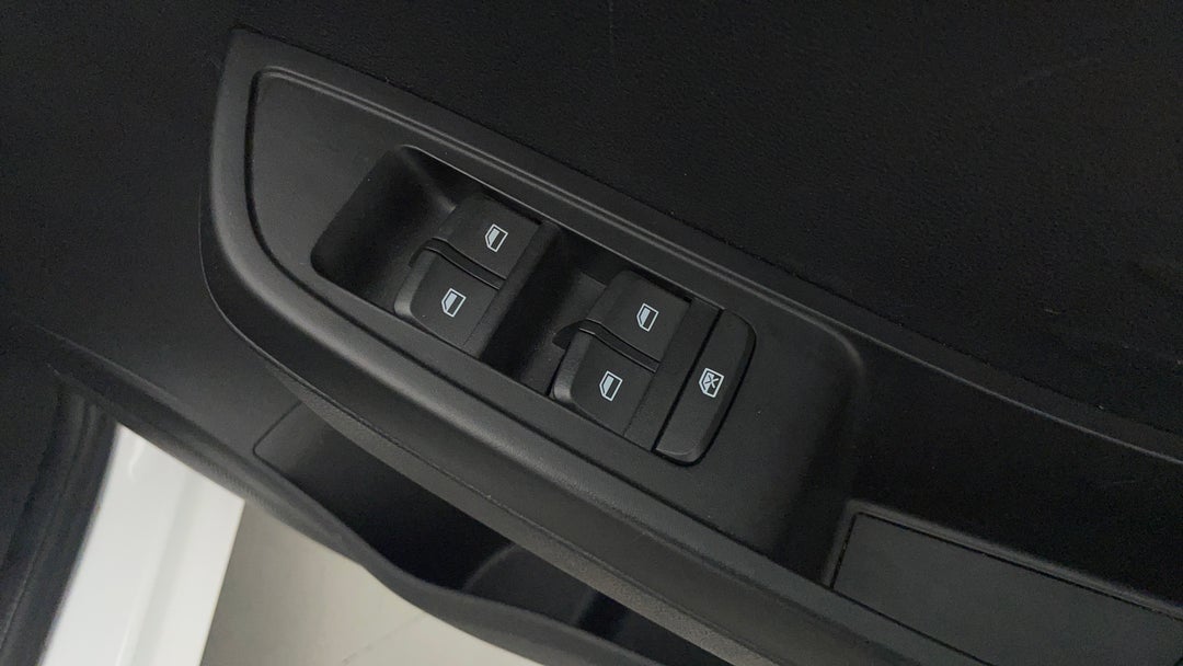 2023 MG Mg3 Auto Core, Automatic, 20462 km, Drivers Side Door Panel Controls