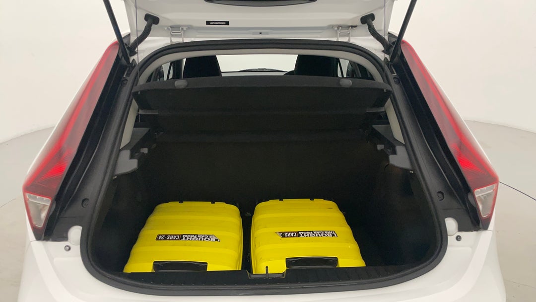 2023 MG Mg3 Auto Core, Automatic, 20462 km, Boot Inside View with Luggage