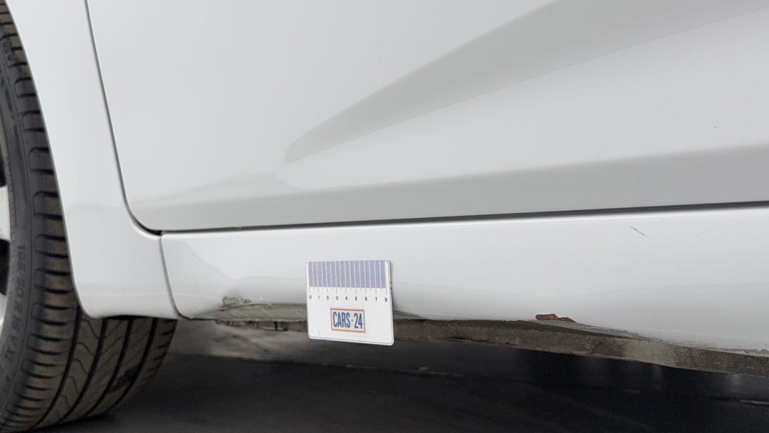 Door Sills Front LHS Dent