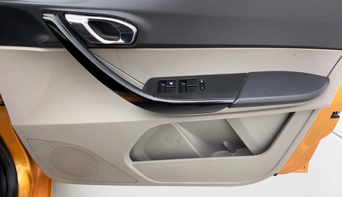 2018 Tata Tiago XZ 1.2 REVOTRON, Petrol, Manual, 25,710 km, Driver Side Door Panels Control