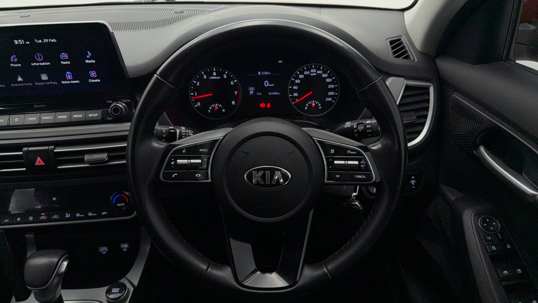2021 Kia Seltos Sport (FWD), Automatic, 101449 km, Steering Wheel Close-up