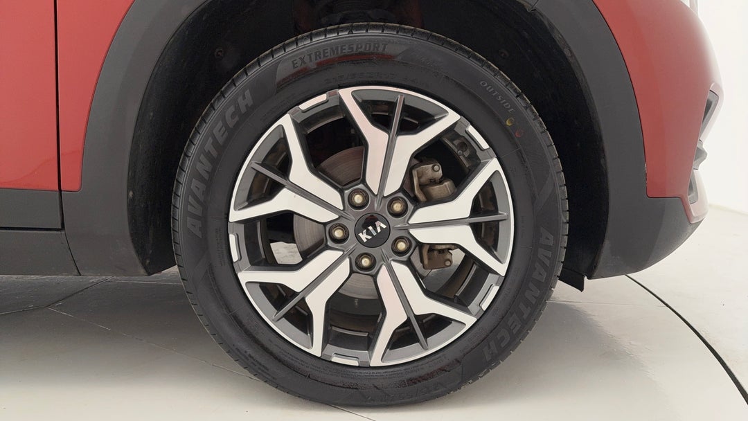 2021 Kia Seltos Sport (FWD), Automatic, 101449 km, Right Front Wheel