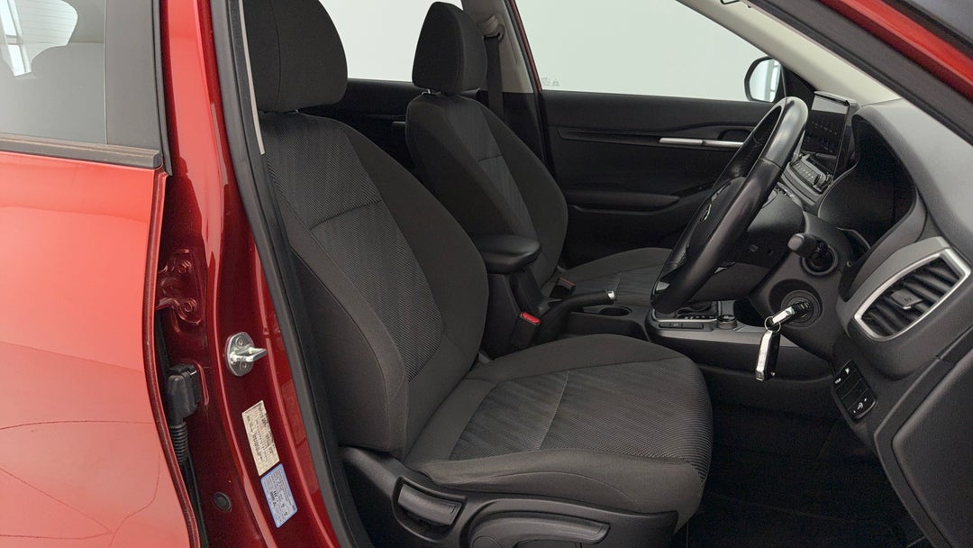 2021 Kia Seltos Sport (FWD), Automatic, 101449 km, Right Side Front Door Cabin View