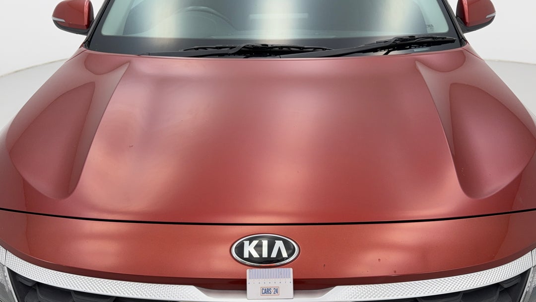 2021 Kia Seltos Sport (FWD), Automatic, 101449 km, Bonnet Chip