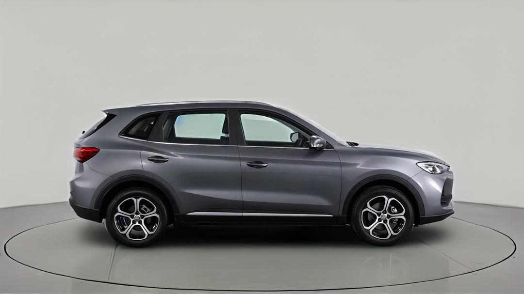 2025 MG ZS Essence, Automatic, 5277 km, Right Side View