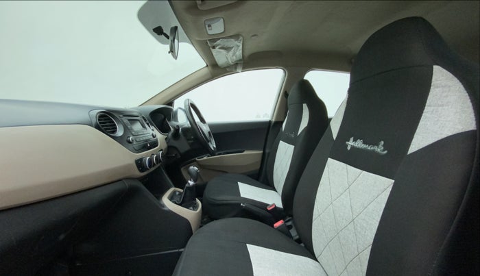 2015 Hyundai Grand i10 ASTA 1.2 KAPPA VTVT, Petrol, Manual, 26,028 km, Right Side Front Door Cabin