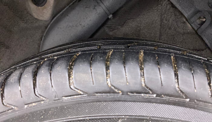 2013 Hyundai i20 MAGNA 1.2, Petrol, Manual, 54,222 km, Left Rear Tyre Tread
