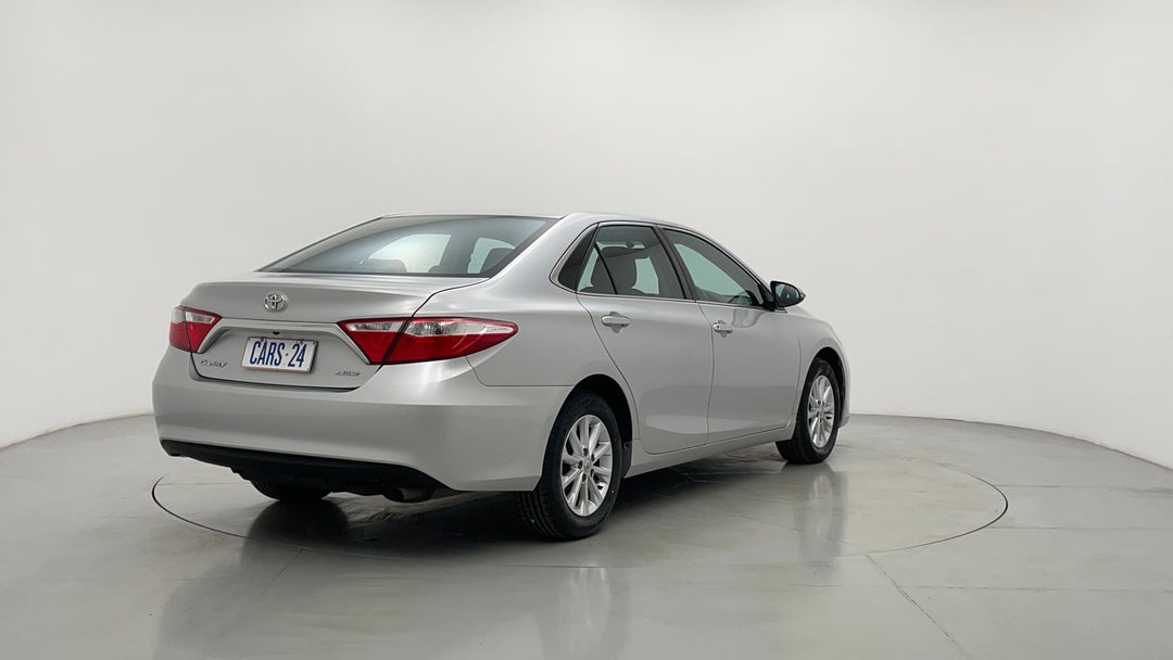 Right Back Diagonal (45- Degree) View