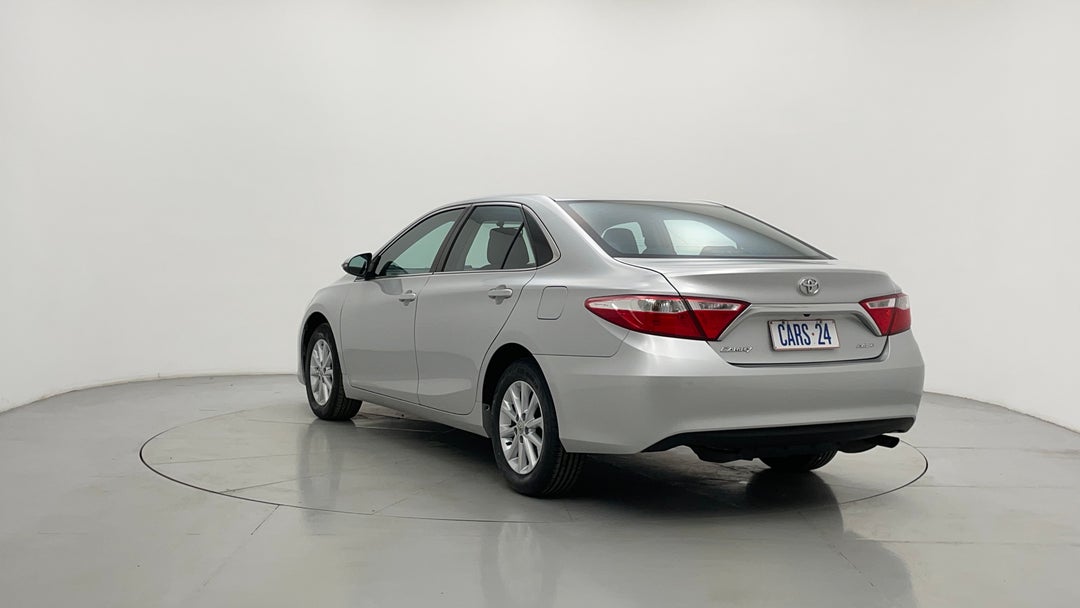 Left Back Diagonal (45- Degree) View